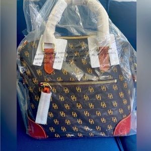 New Dooney Bourke purse